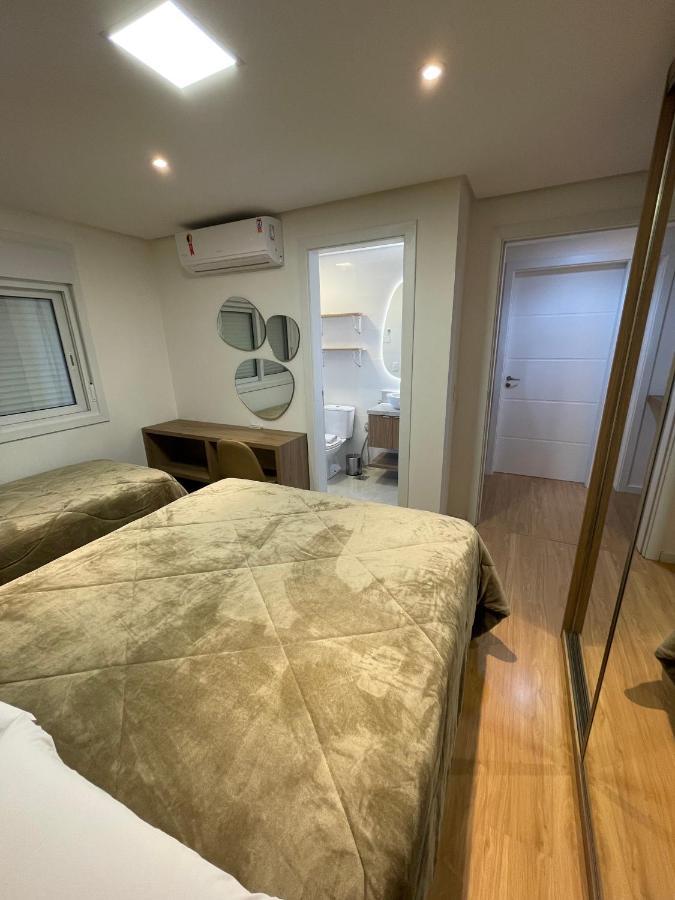 Apartamento Espetacular, 2 Suites, A 30M Da Rua Coberta Gramado Ngoại thất bức ảnh