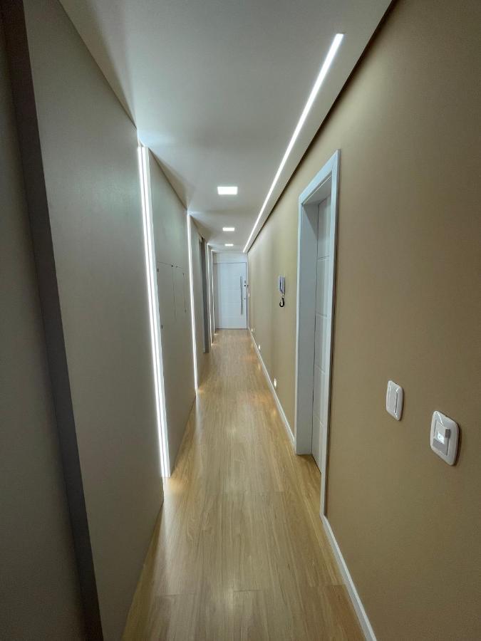 Apartamento Espetacular, 2 Suites, A 30M Da Rua Coberta Gramado Ngoại thất bức ảnh