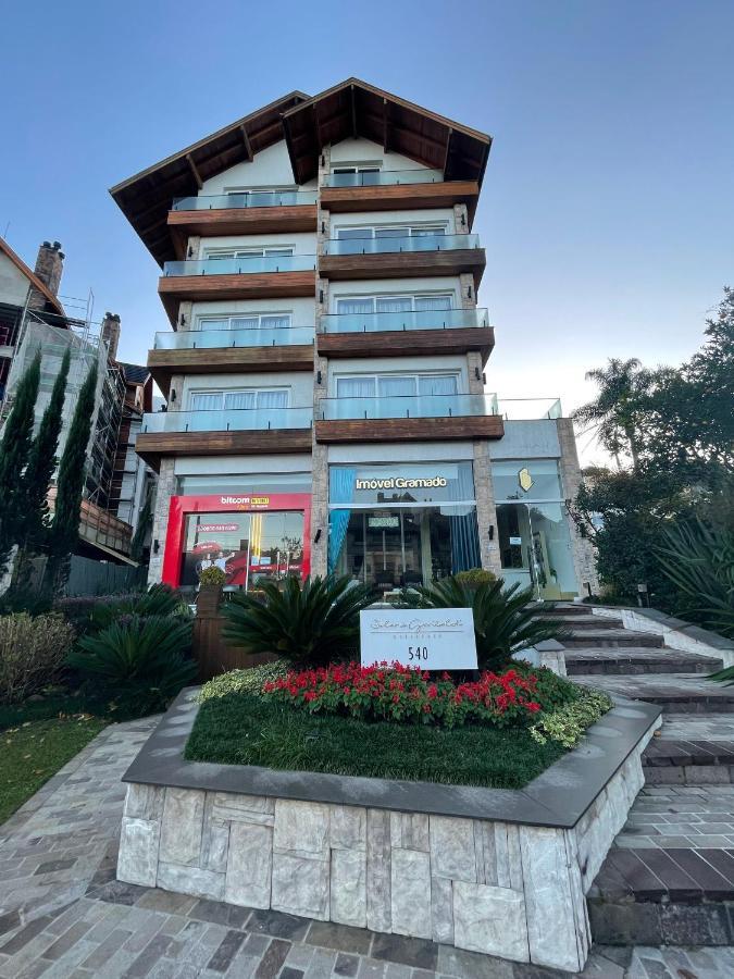 Apartamento Espetacular, 2 Suites, A 30M Da Rua Coberta Gramado Ngoại thất bức ảnh