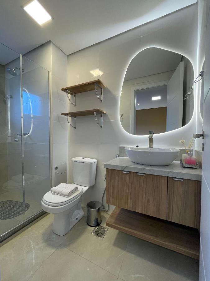 Apartamento Espetacular, 2 Suites, A 30M Da Rua Coberta Gramado Ngoại thất bức ảnh